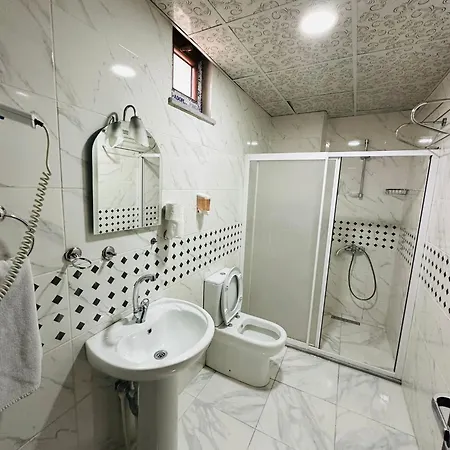 Toprak Hotel Van Exterior photo